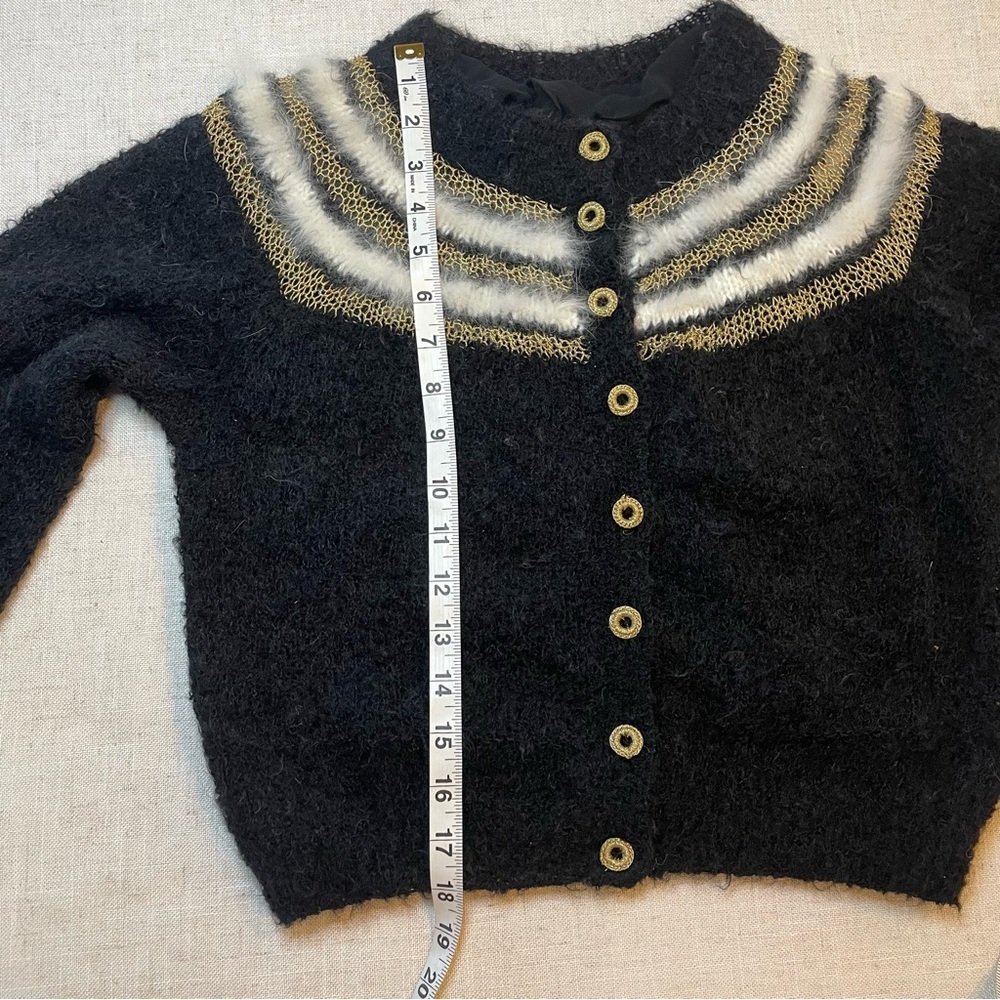 Vintage 1950s Black and Gold Cropped Hand Knit Cardigan - Picture 10 of 10